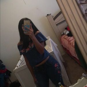 Meet your Posher, Nayelli